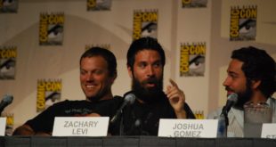Adam Baldwin, Joshua Gomez, and Zachary Levi at the Chuck Comic-Con 2009 panel